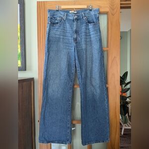 Levi's Ribcage Wide Leg Jeans